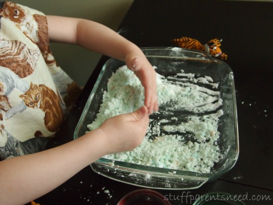 baking soda kids activity: fizzy colored sand